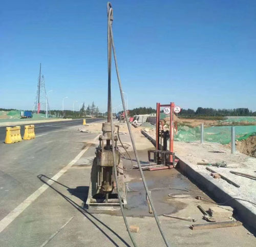 江津公路高聚物注浆加固